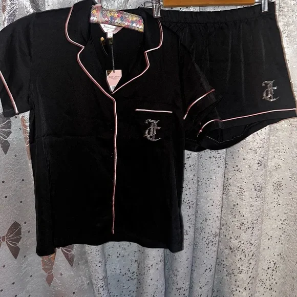 Juicy Couture 2 pajama sets - Picture 2 of 11